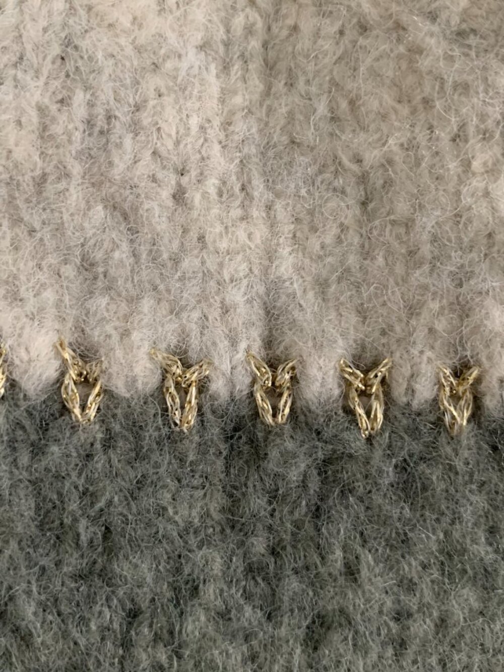 Little Mountain womens sweater - Picture 4 of 8